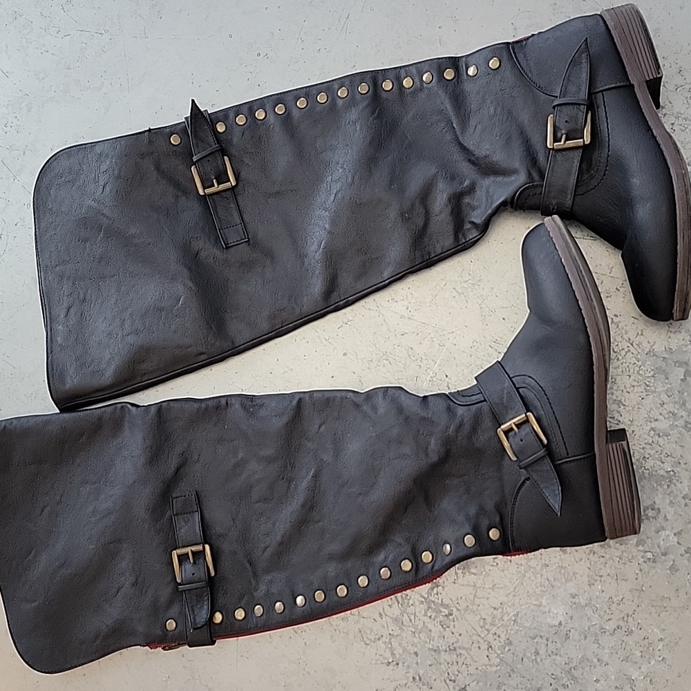 Tall boots size 8
